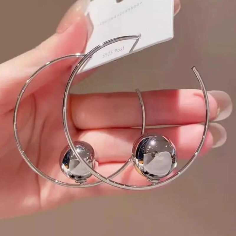 Trendy Earing